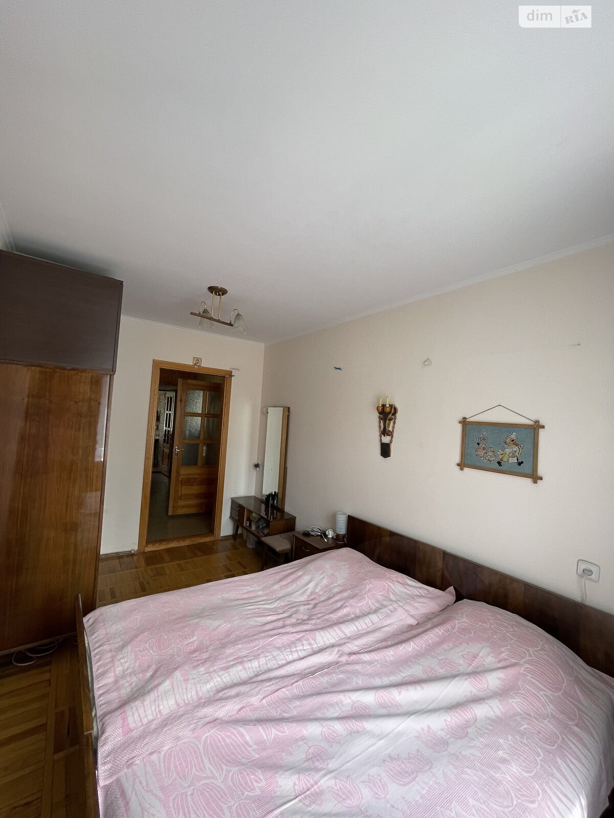 Продажа трехкомнатной квартиры в Виннице, на просп. Юности, район Вишенка фото 1 Продажа трехкомнатной квартиры в Виннице, на просп. Юности, район Вишенка фото 1