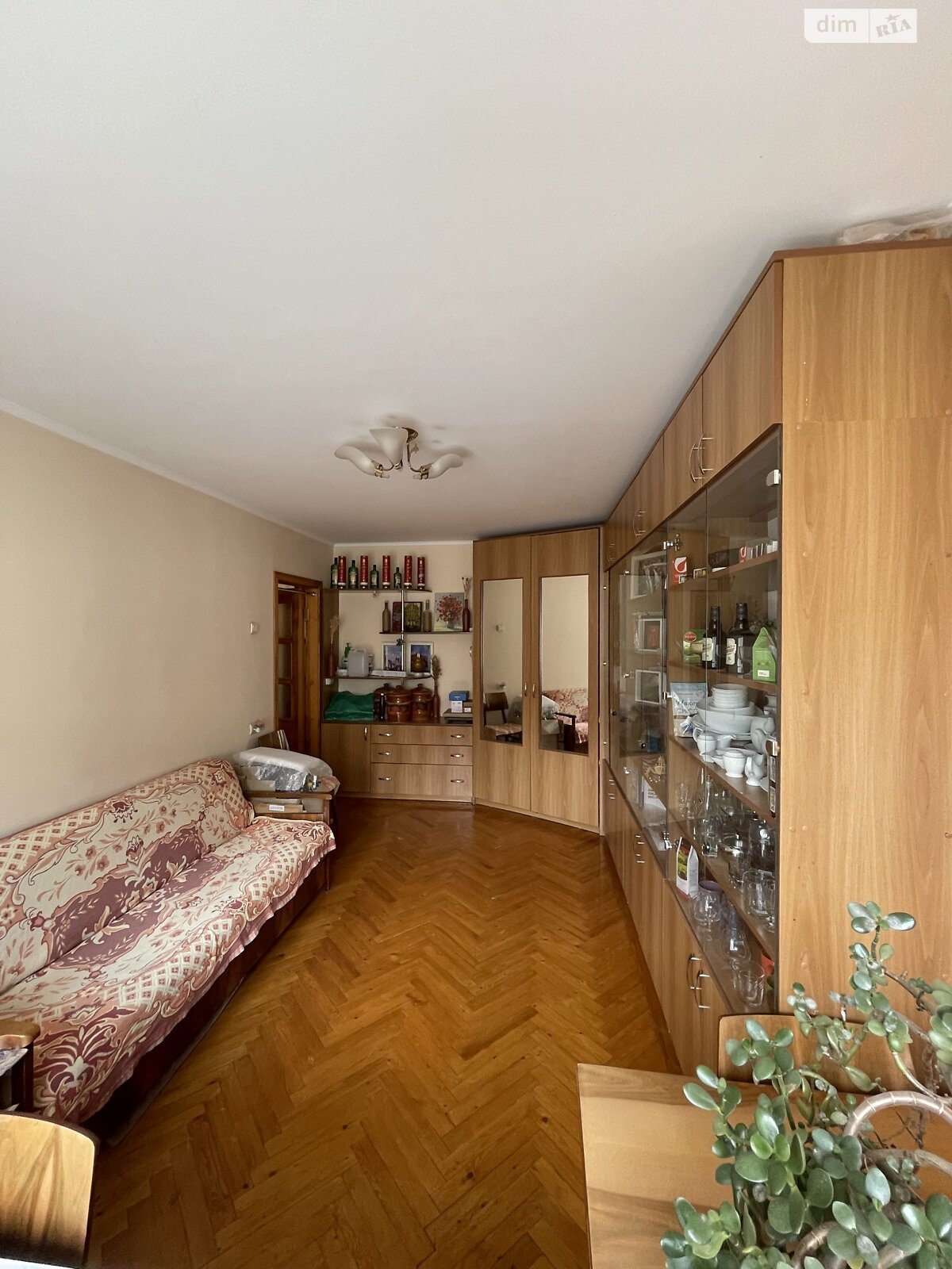 Продажа трехкомнатной квартиры в Виннице, на просп. Юности, район Вишенка фото 1 Продажа трехкомнатной квартиры в Виннице, на просп. Юности, район Вишенка фото 1