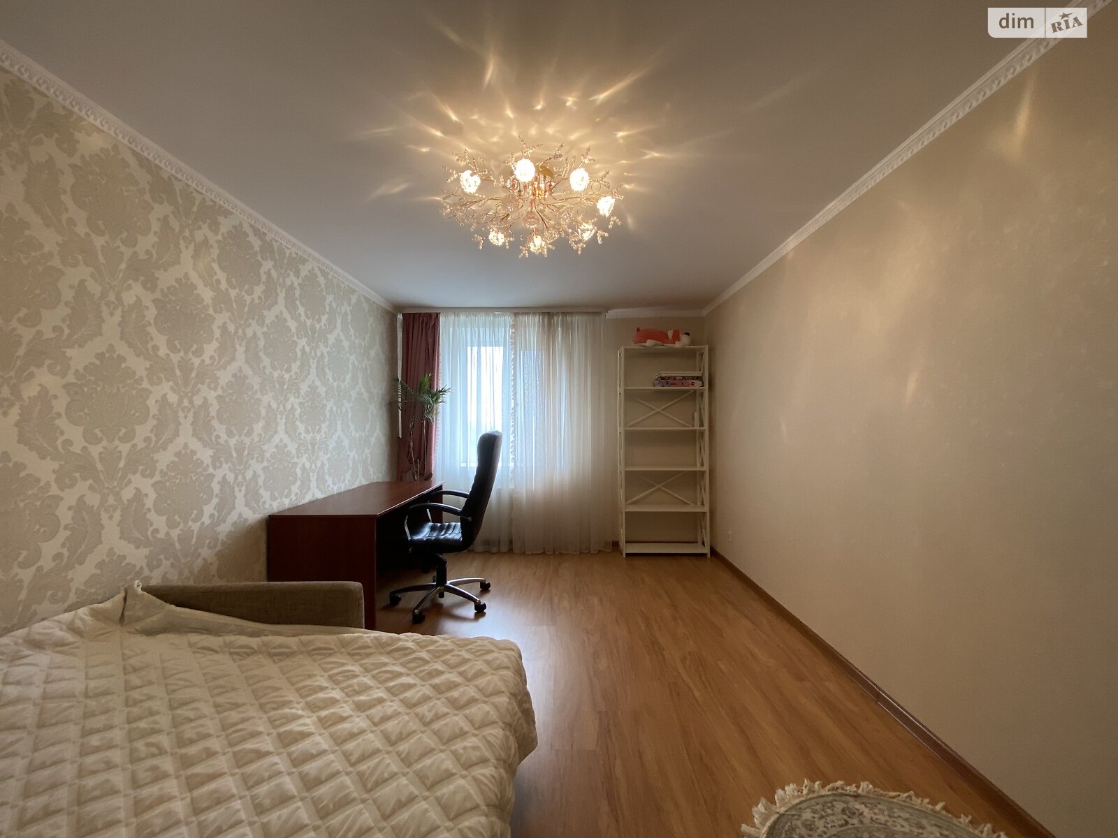 Продаж трикімнатної квартири в Вінниці, на просп. Юності, район Вишенька фото 1 Продаж трикімнатної квартири в Вінниці, на просп. Юності, район Вишенька фото 1