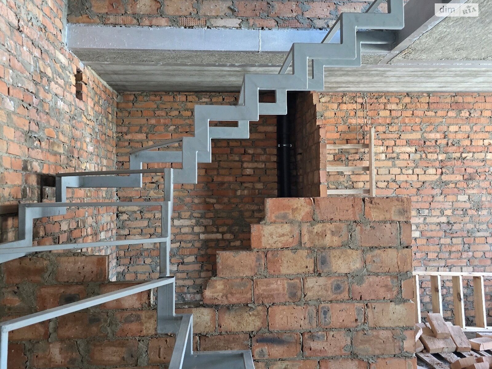 Продаж п`ятикімнатної квартири в Вінниці, на просп. Юності 16А, район Вишенька фото 1 Продаж п`ятикімнатної квартири в Вінниці, на просп. Юності 16А, район Вишенька фото 1