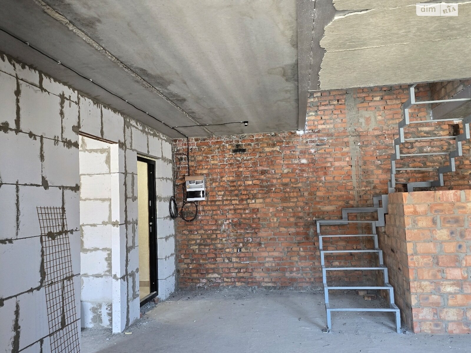 Продаж п`ятикімнатної квартири в Вінниці, на просп. Юності 16А, район Вишенька фото 1 Продаж п`ятикімнатної квартири в Вінниці, на просп. Юності 16А, район Вишенька фото 1