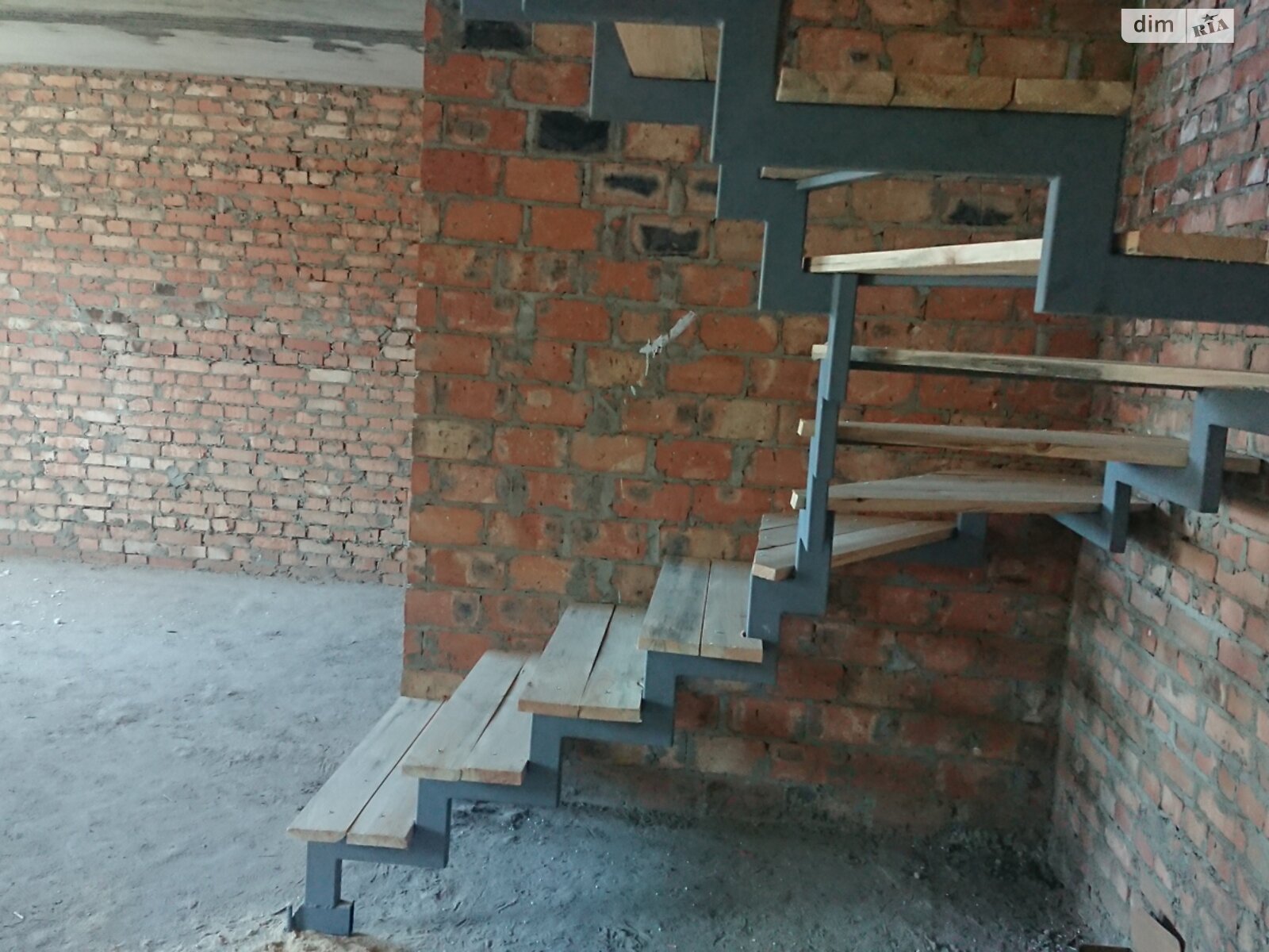 Продаж чотирикімнатної квартири в Вінниці, на просп. Юності 16, район Вишенька фото 1 Продаж чотирикімнатної квартири в Вінниці, на просп. Юності 16, район Вишенька фото 1