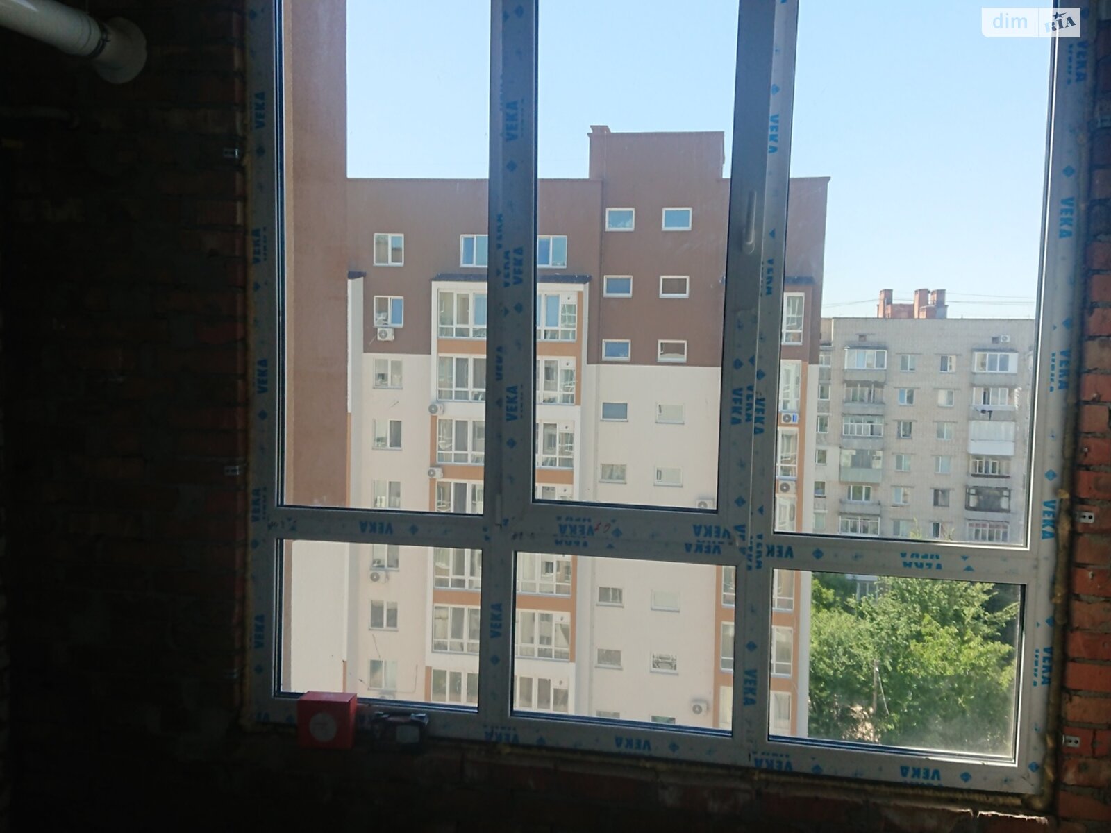 Продаж чотирикімнатної квартири в Вінниці, на просп. Юності 16, район Вишенька фото 1 Продаж чотирикімнатної квартири в Вінниці, на просп. Юності 16, район Вишенька фото 1