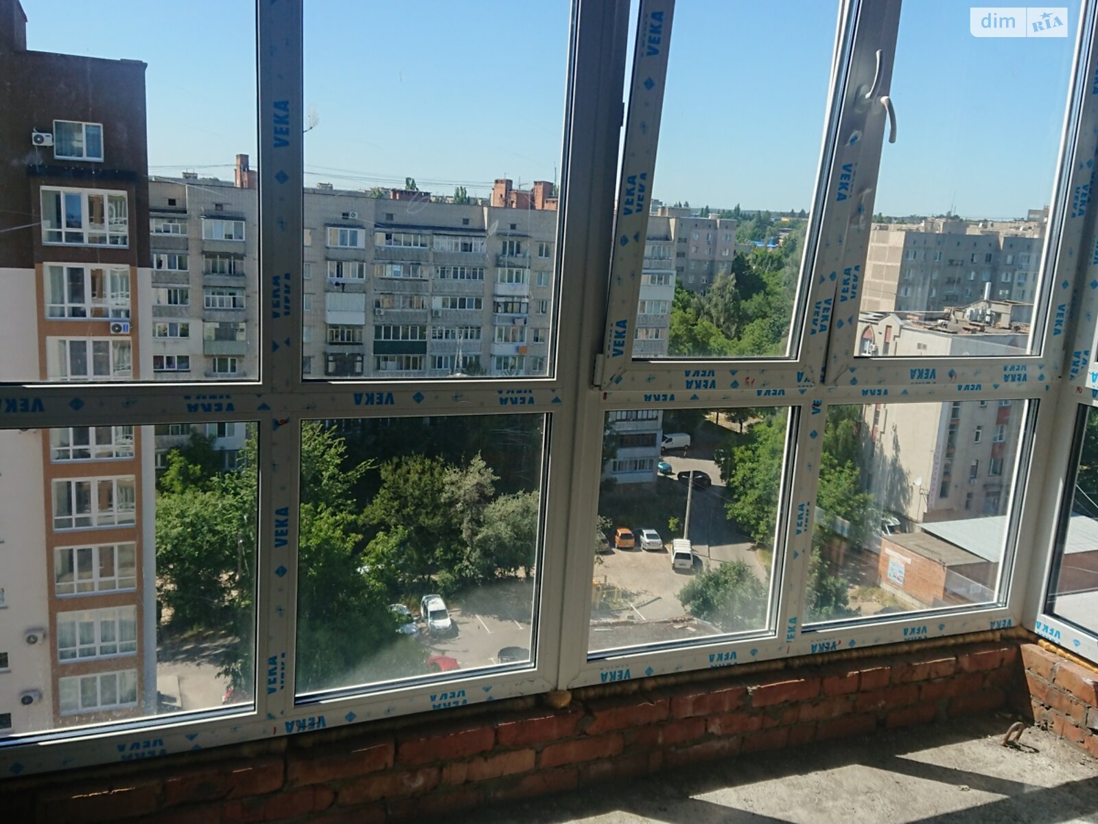 Продаж чотирикімнатної квартири в Вінниці, на просп. Юності 16, район Вишенька фото 1 Продаж чотирикімнатної квартири в Вінниці, на просп. Юності 16, район Вишенька фото 1
