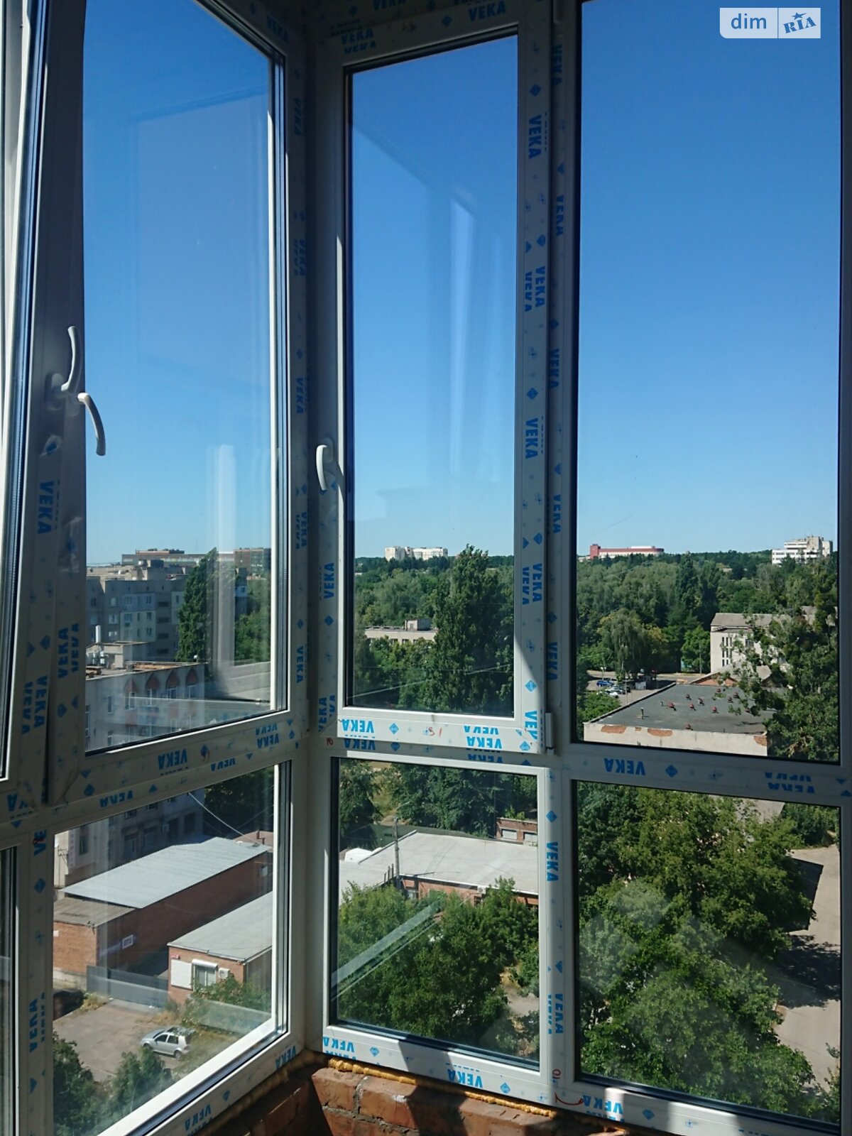 Продаж чотирикімнатної квартири в Вінниці, на просп. Юності 16, район Вишенька фото 1 Продаж чотирикімнатної квартири в Вінниці, на просп. Юності 16, район Вишенька фото 1