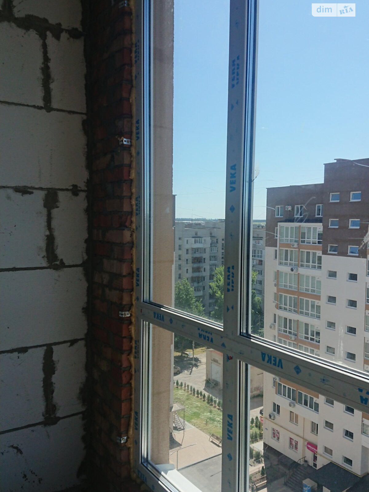 Продаж чотирикімнатної квартири в Вінниці, на просп. Юності 16, район Вишенька фото 1 Продаж чотирикімнатної квартири в Вінниці, на просп. Юності 16, район Вишенька фото 1