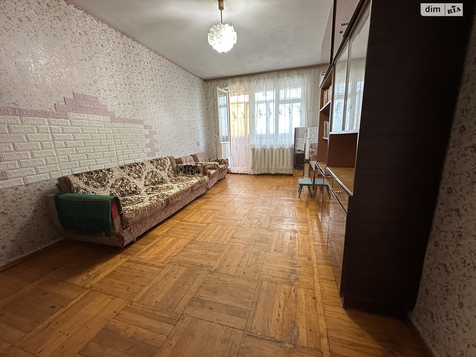 Продаж двокімнатної квартири в Вінниці, на просп. Юності, район Вишенька фото 1 Продаж двокімнатної квартири в Вінниці, на просп. Юності, район Вишенька фото 1