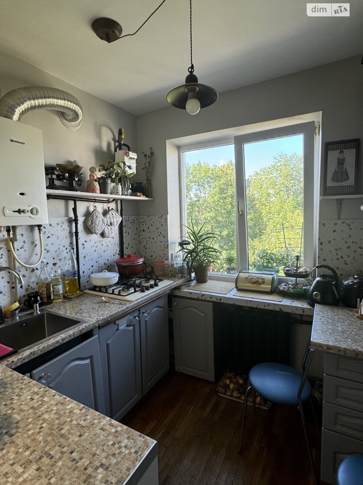 Продажа трехкомнатной квартиры в Виннице, на просп. Юности 37, район Вишенка фото 1 Продажа трехкомнатной квартиры в Виннице, на просп. Юности 37, район Вишенка фото 1