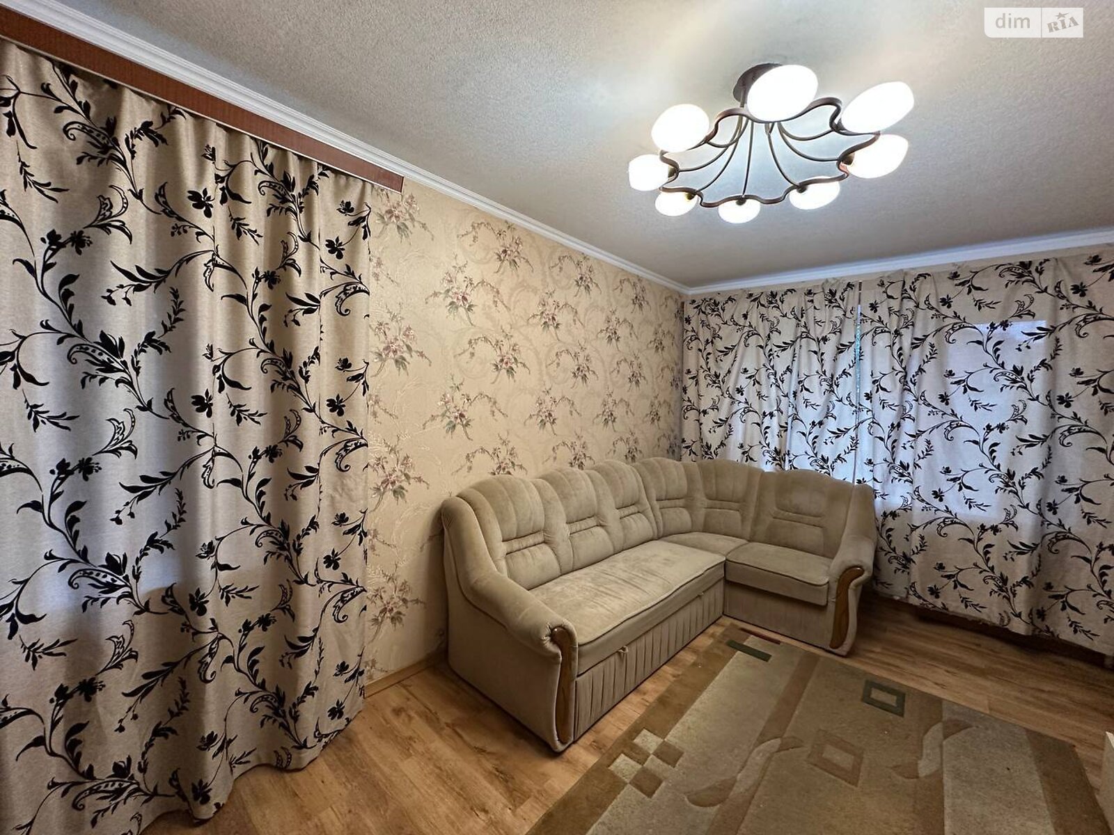 Продажа трехкомнатной квартиры в Виннице, на просп. Юности, район Вишенка фото 1