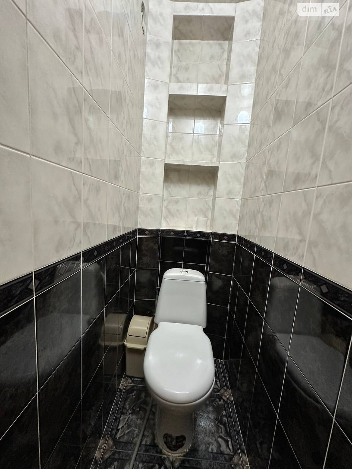 Продажа трехкомнатной квартиры в Виннице, на просп. Юности, район Вишенка фото 1