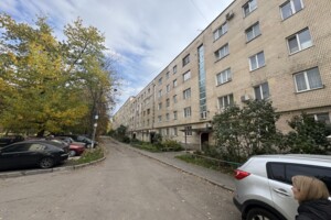 Продаж трикімнатної квартири в Вінниці, на просп. Юності 83, район Вишенька фото 2