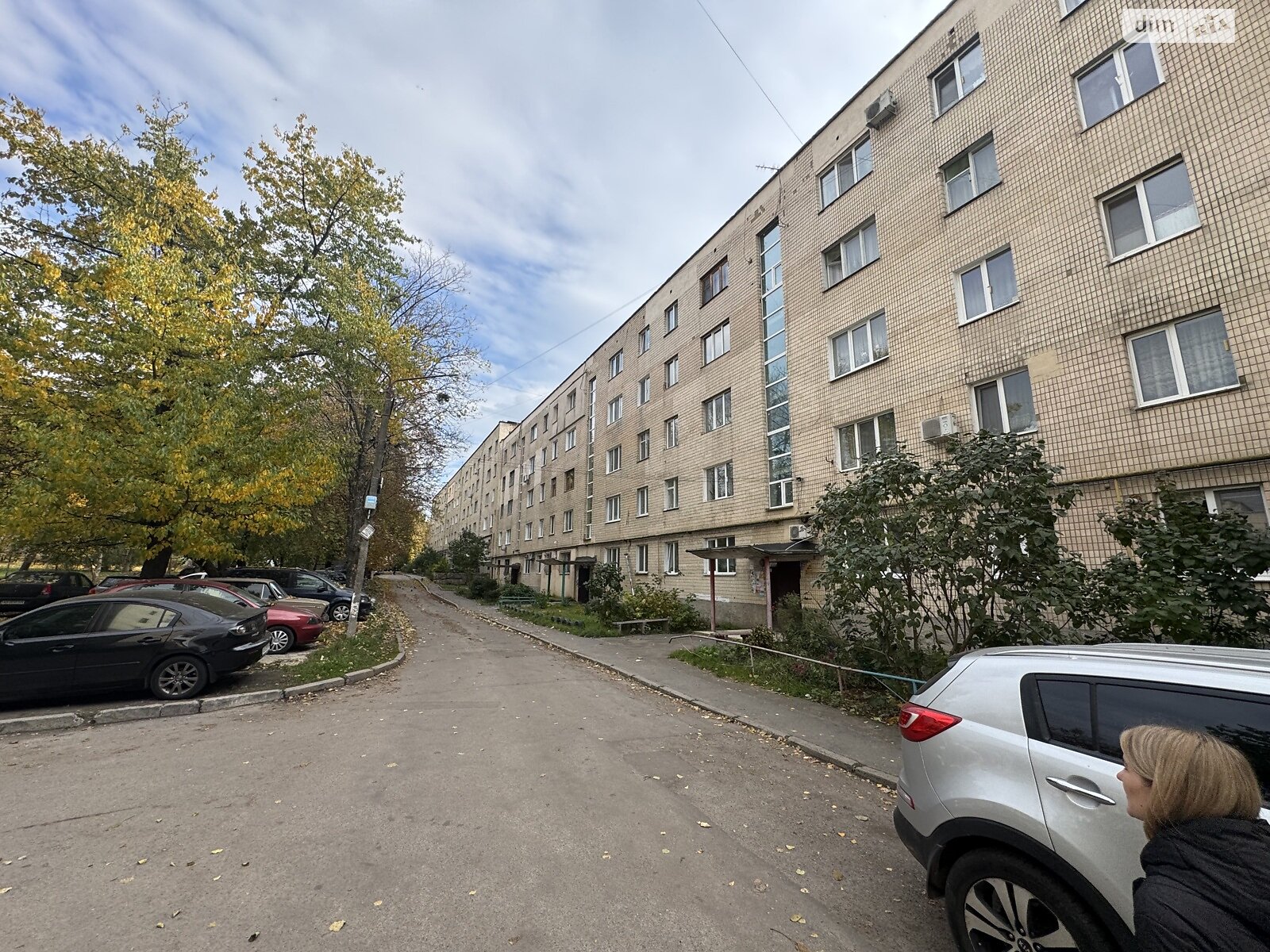Продаж трикімнатної квартири в Вінниці, на просп. Юності 83, район Вишенька фото 1 Продаж трикімнатної квартири в Вінниці, на просп. Юності 83, район Вишенька фото 1