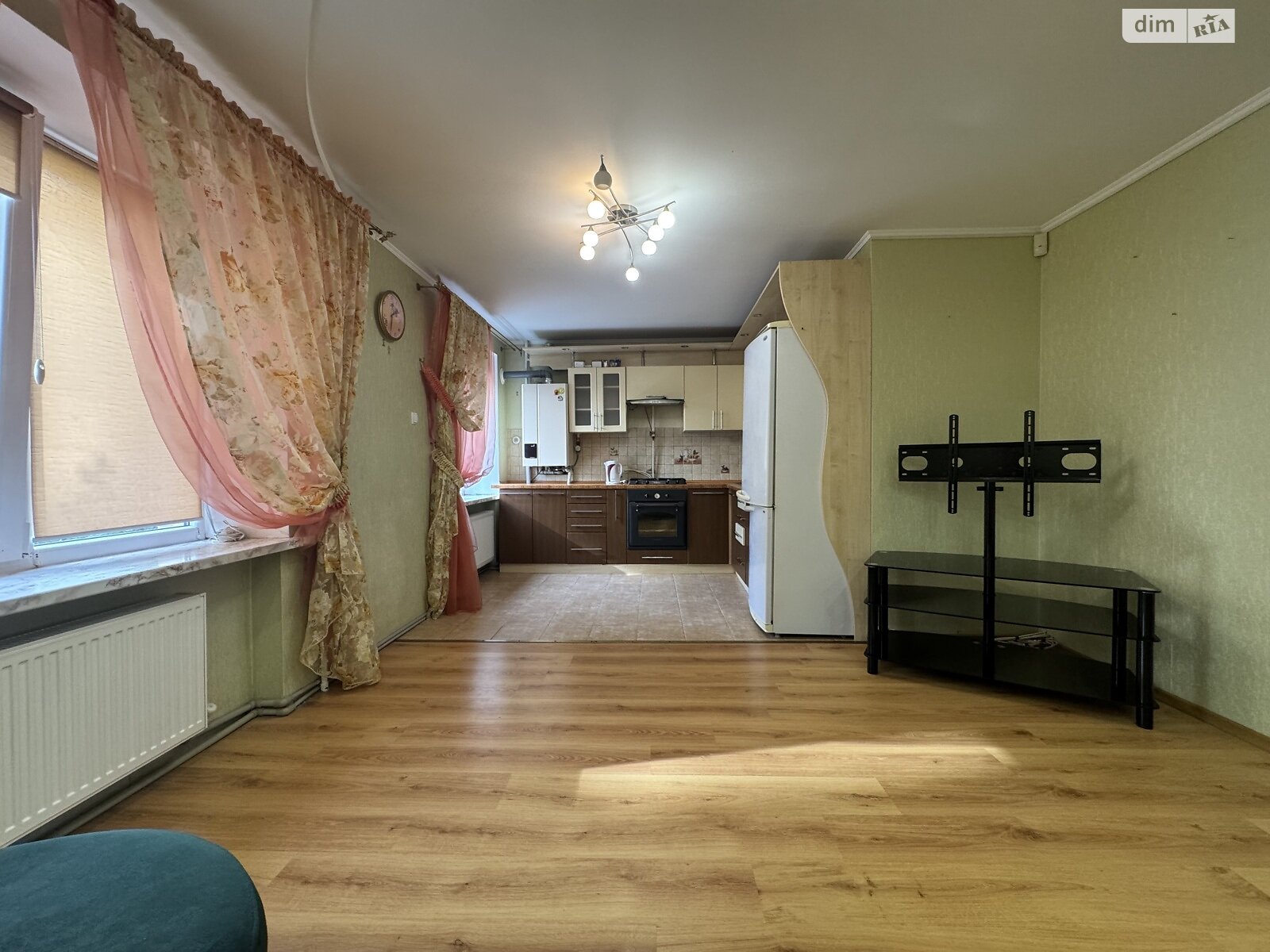 Продаж трикімнатної квартири в Вінниці, на просп. Юності 83, район Вишенька фото 1 Продаж трикімнатної квартири в Вінниці, на просп. Юності 83, район Вишенька фото 1