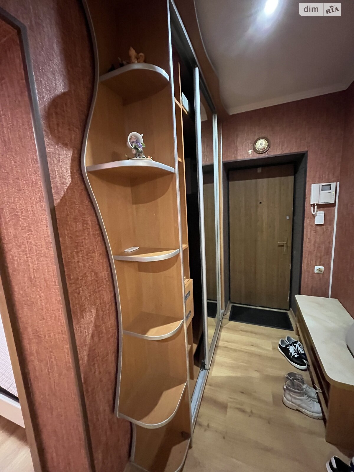 Продажа трехкомнатной квартиры в Виннице, на просп. Юности, район Вишенка фото 1 Продажа трехкомнатной квартиры в Виннице, на просп. Юности, район Вишенка фото 1