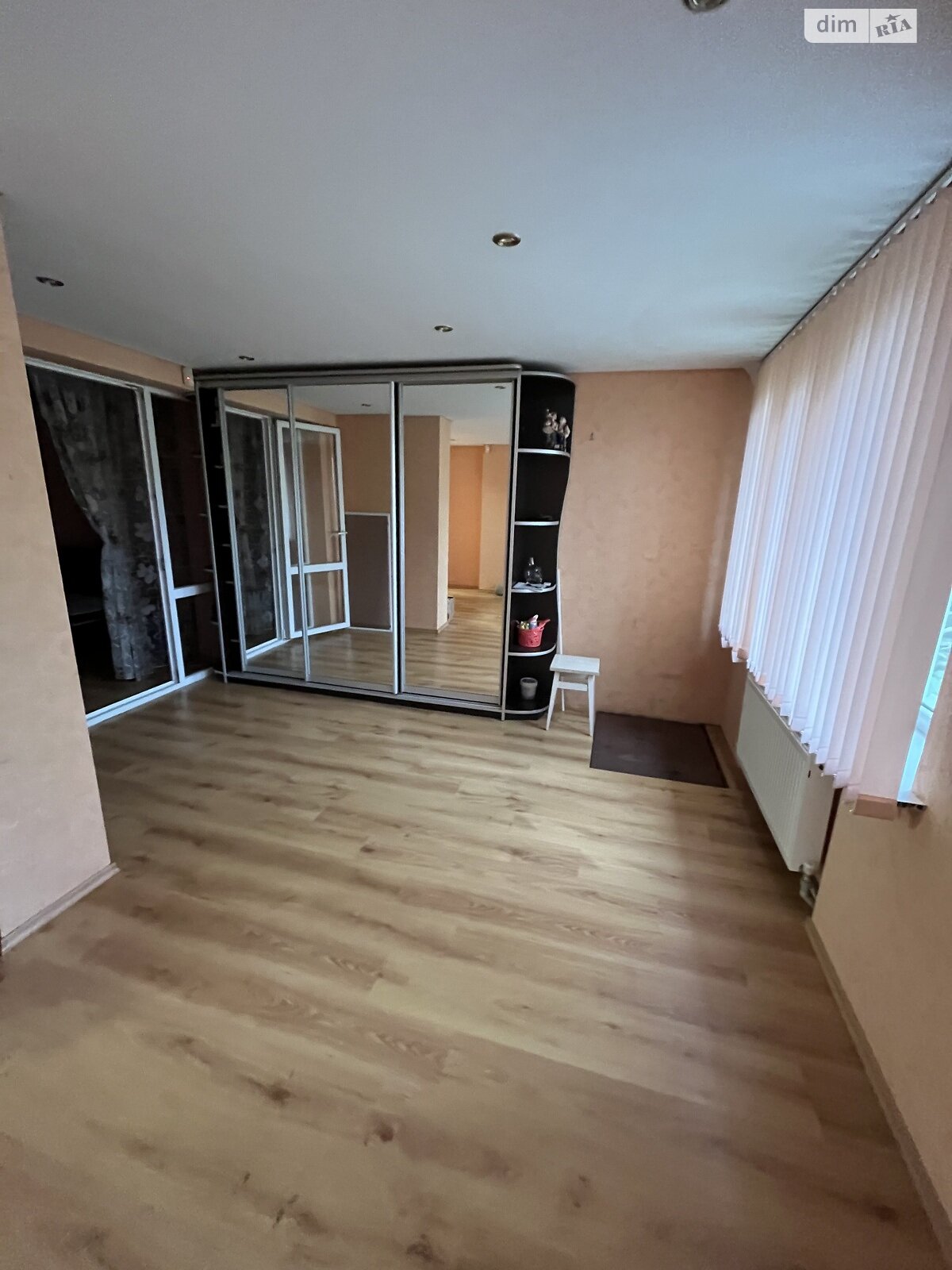 Продажа трехкомнатной квартиры в Виннице, на просп. Юности, район Вишенка фото 1 Продажа трехкомнатной квартиры в Виннице, на просп. Юности, район Вишенка фото 1