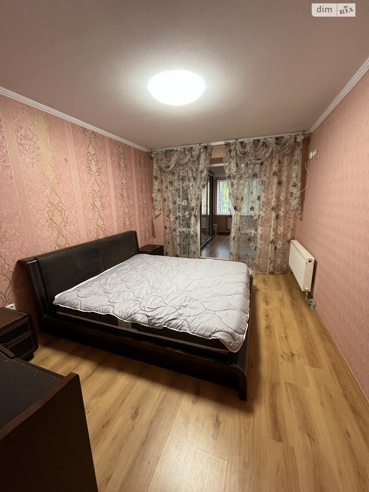 Продажа трехкомнатной квартиры в Виннице, на просп. Юности, район Вишенка фото 1 Продажа трехкомнатной квартиры в Виннице, на просп. Юности, район Вишенка фото 1