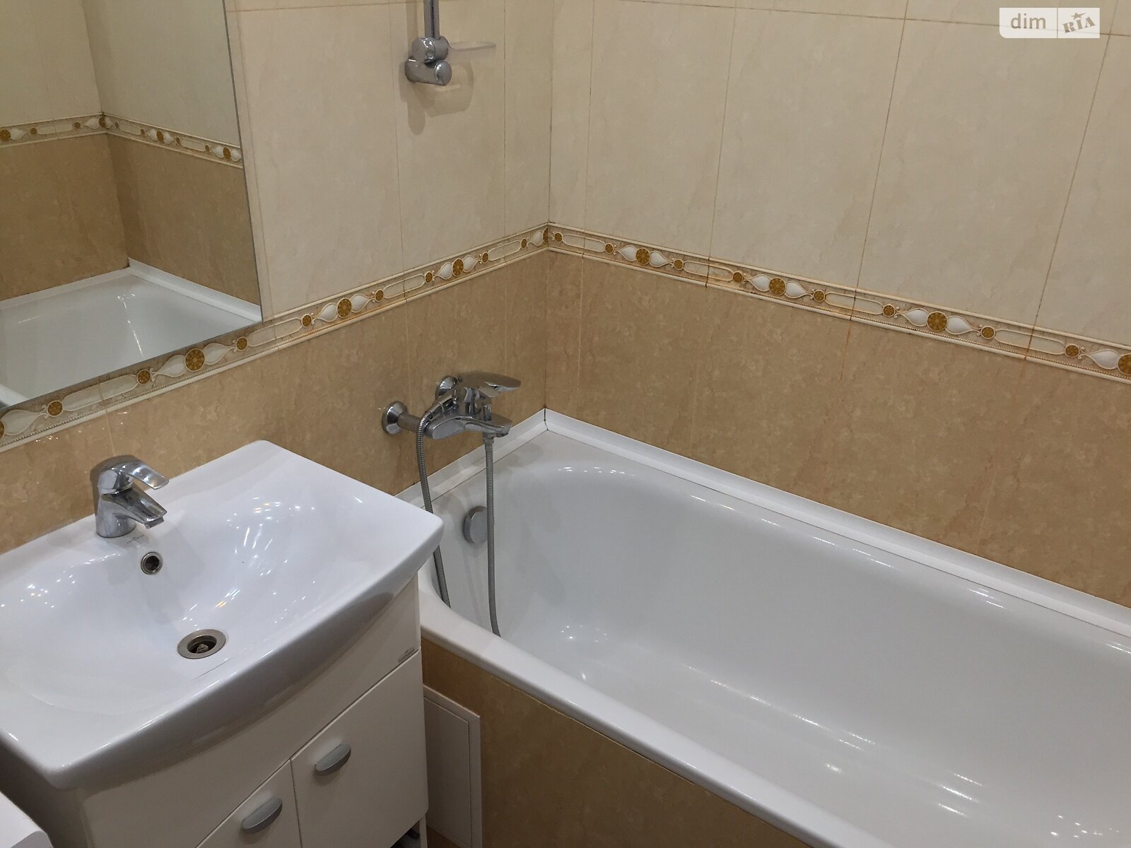 Продажа трехкомнатной квартиры в Виннице, на ул. Антонова Олега 27, район Военный городок фото 1 Продажа трехкомнатной квартиры в Виннице, на ул. Антонова Олега 27, район Военный городок фото 1