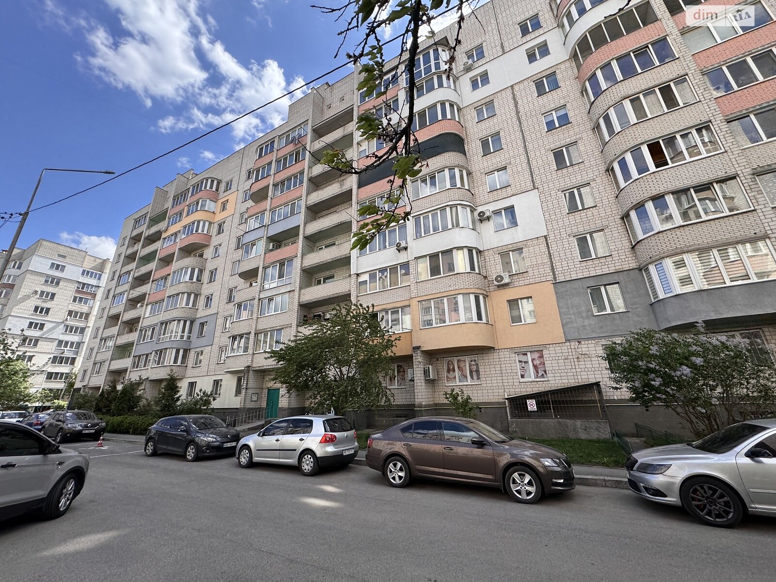Продаж двокімнатної квартири в Вінниці, на вул. Антонова Олега 29, район Військове містечко фото 1 Продаж двокімнатної квартири в Вінниці, на вул. Антонова Олега 29, район Військове містечко фото 1