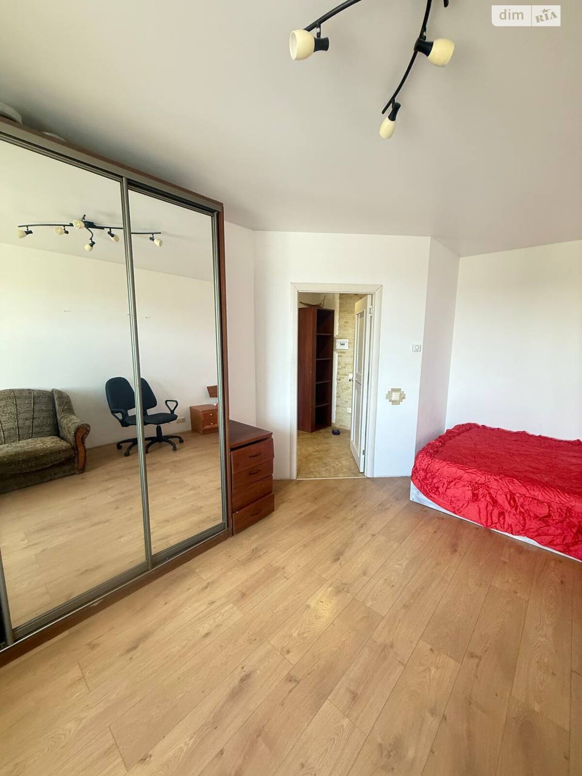 Продаж однокімнатної квартири в Вінниці, на вул. Антонова Олега, район Військове містечко фото 1 Продаж однокімнатної квартири в Вінниці, на вул. Антонова Олега, район Військове містечко фото 1