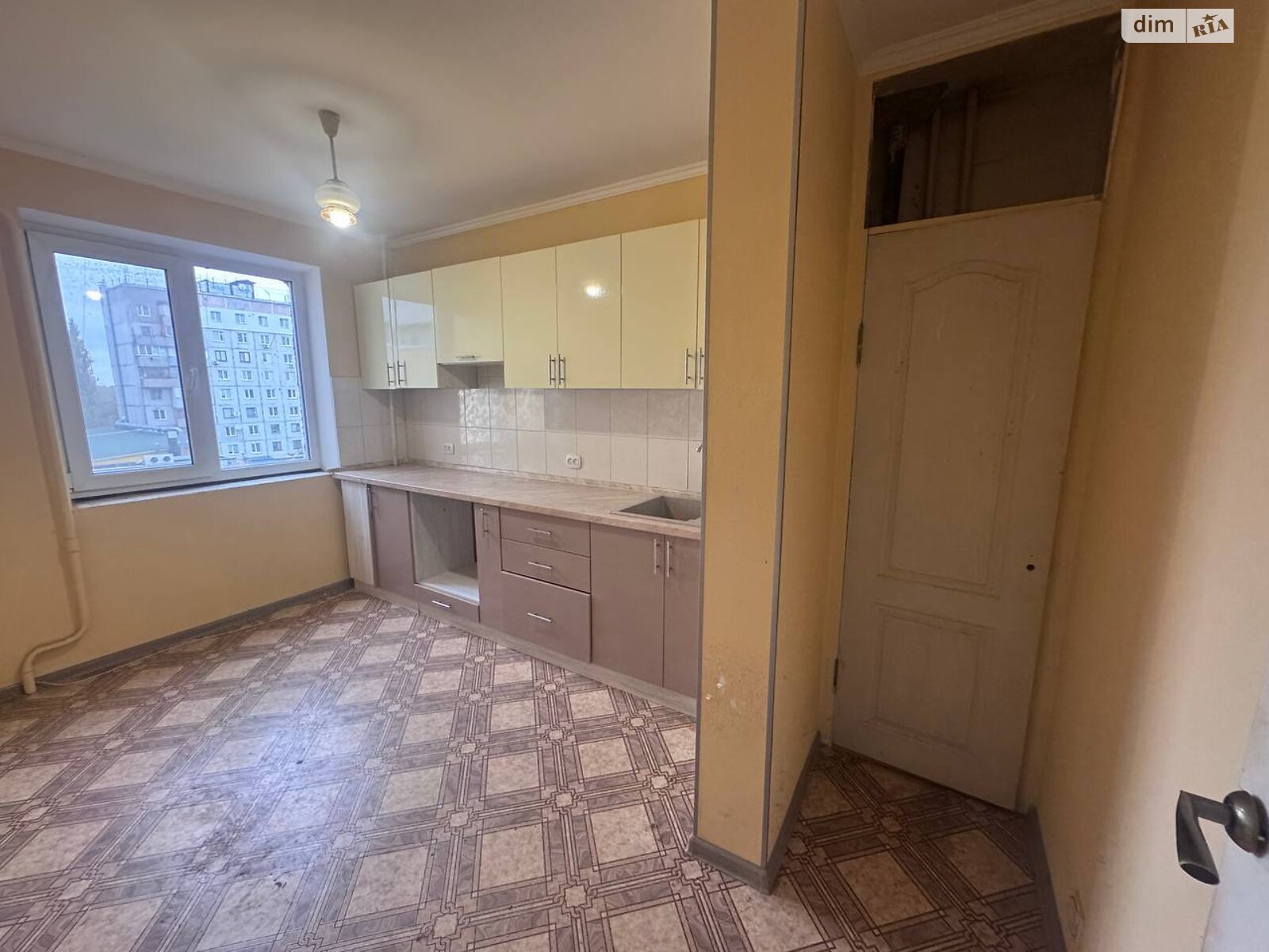 Продажа трехкомнатной квартиры в Виннице, на ул. Антонова Олега 56, район Военный городок фото 1