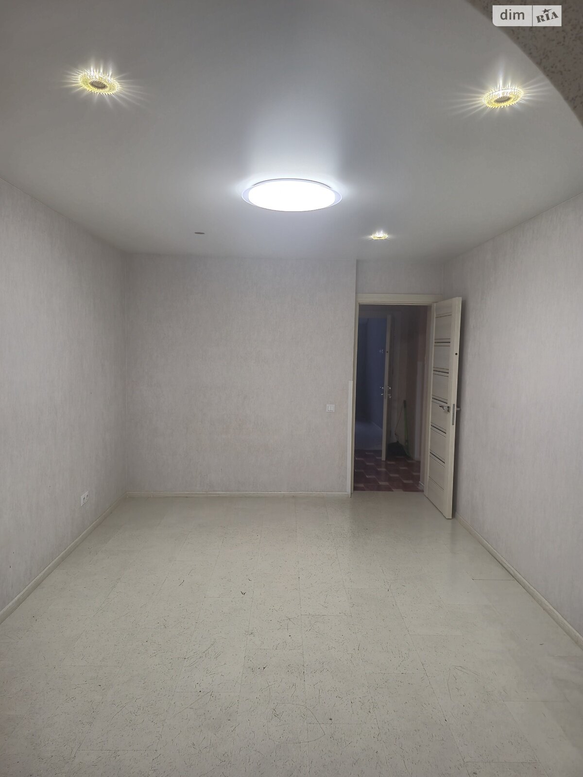 Продаж трикімнатної квартири в Вінниці, на вул. Гетьмана Мазепи 8А, район Військове містечко фото 1