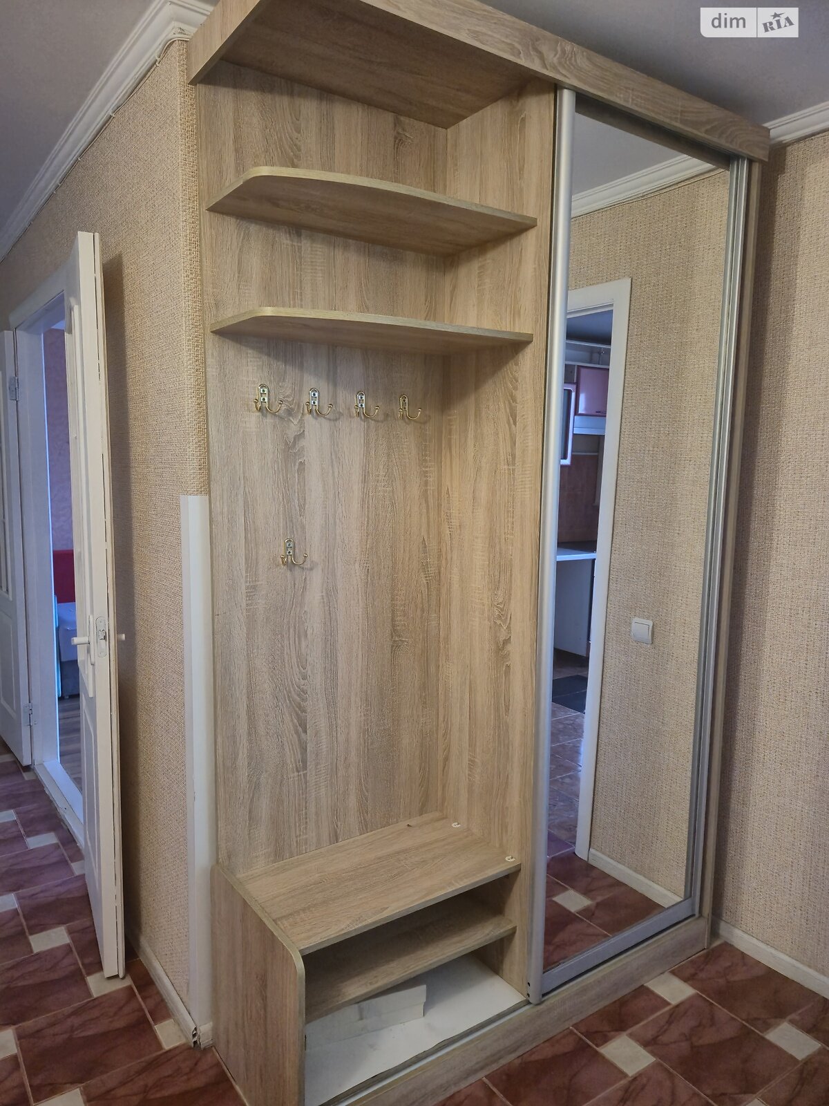 Продаж трикімнатної квартири в Вінниці, на вул. Гетьмана Мазепи 8А, район Військове містечко фото 1