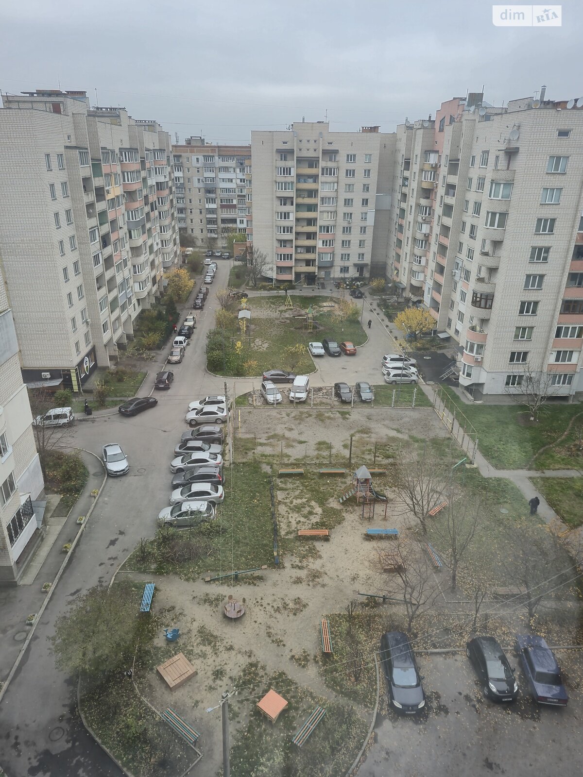 Продаж трикімнатної квартири в Вінниці, на вул. Гетьмана Мазепи 8А, район Військове містечко фото 1