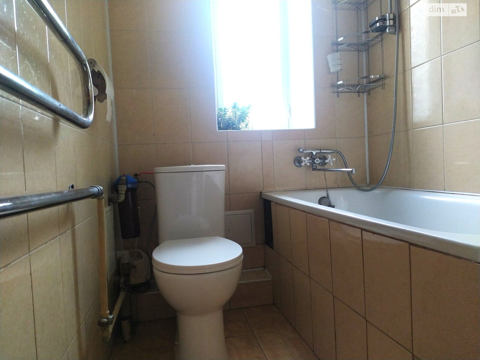 Продаж трикімнатної квартири в Вінниці, на вул. Павла Тичини, район Військове містечко фото 1 Продаж трикімнатної квартири в Вінниці, на вул. Павла Тичини, район Військове містечко фото 1