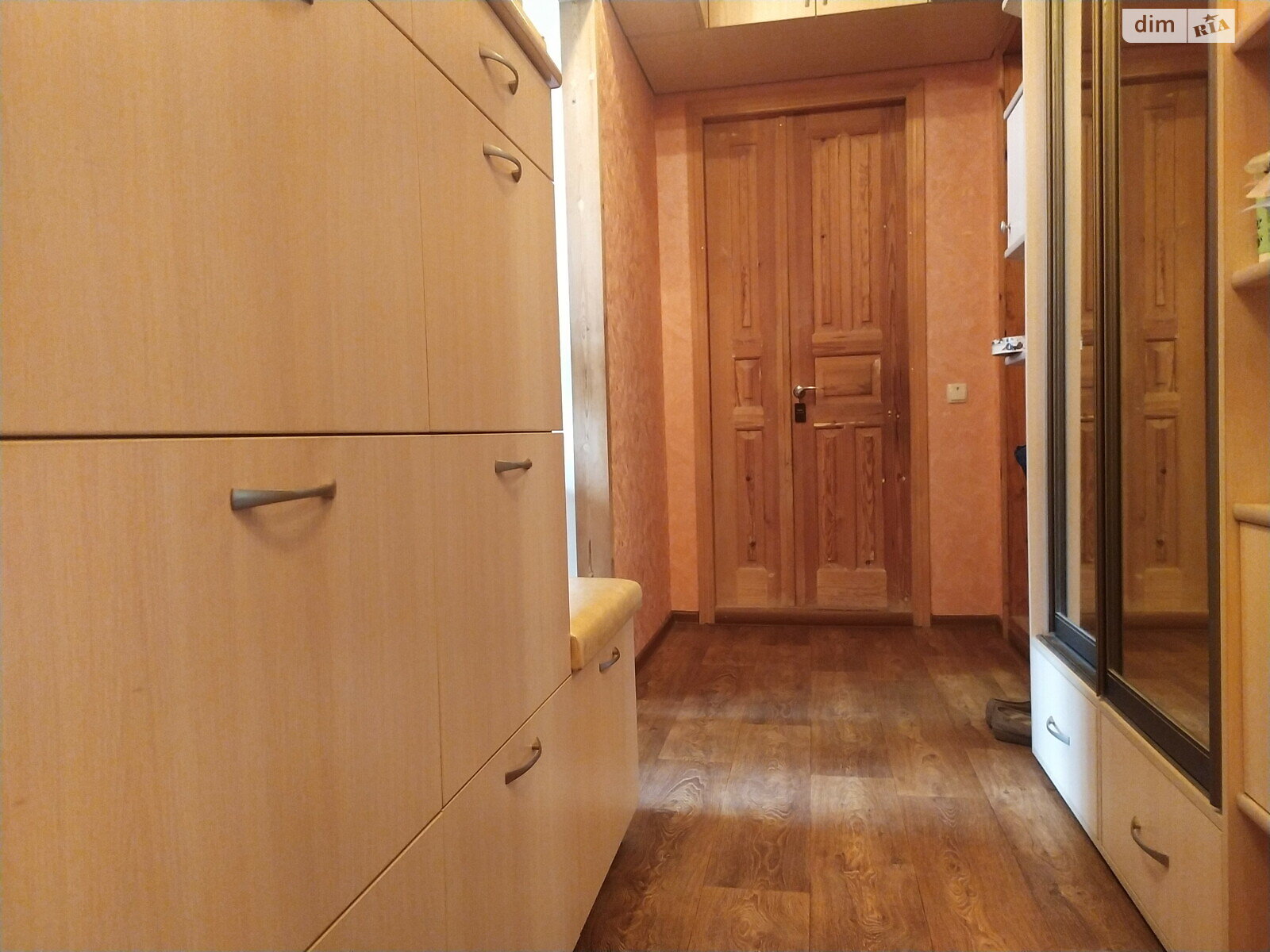Продаж трикімнатної квартири в Вінниці, на вул. Павла Тичини, район Військове містечко фото 1 Продаж трикімнатної квартири в Вінниці, на вул. Павла Тичини, район Військове містечко фото 1
