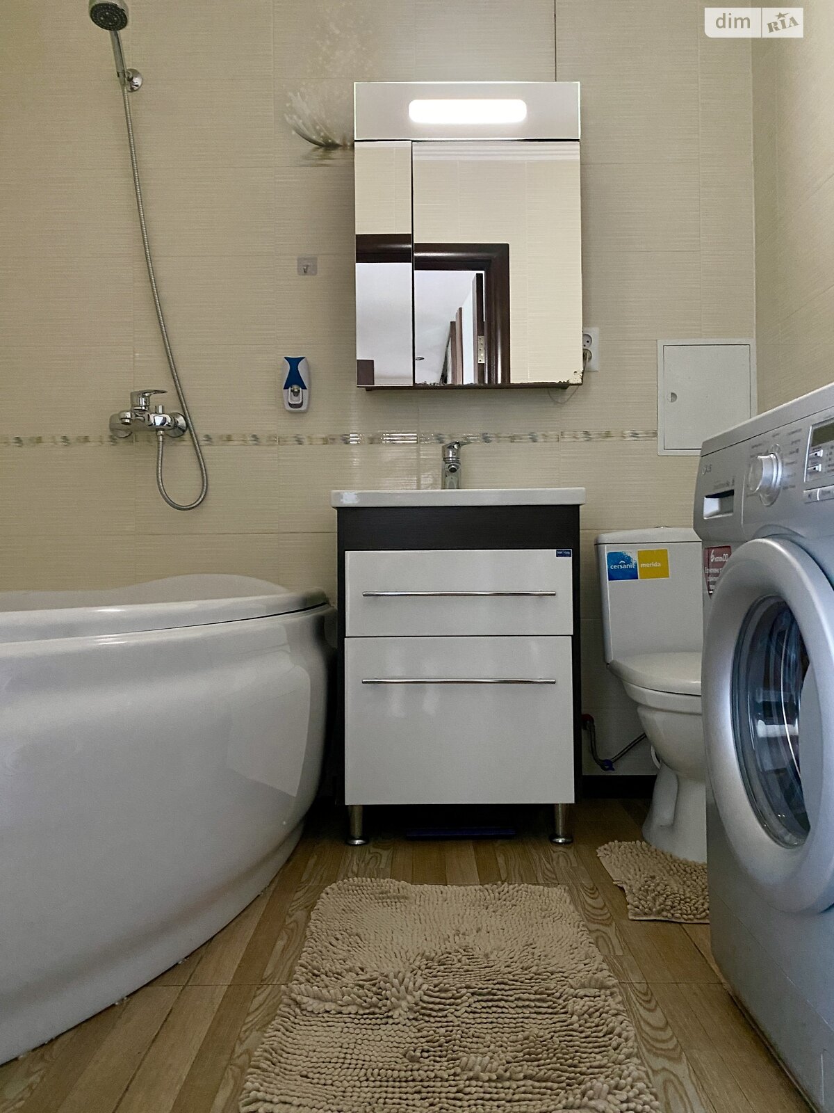 Продаж двокімнатної квартири в Вінниці, на вул. Шимка Максима, район Військове містечко фото 1 Продаж двокімнатної квартири в Вінниці, на вул. Шимка Максима, район Військове містечко фото 1