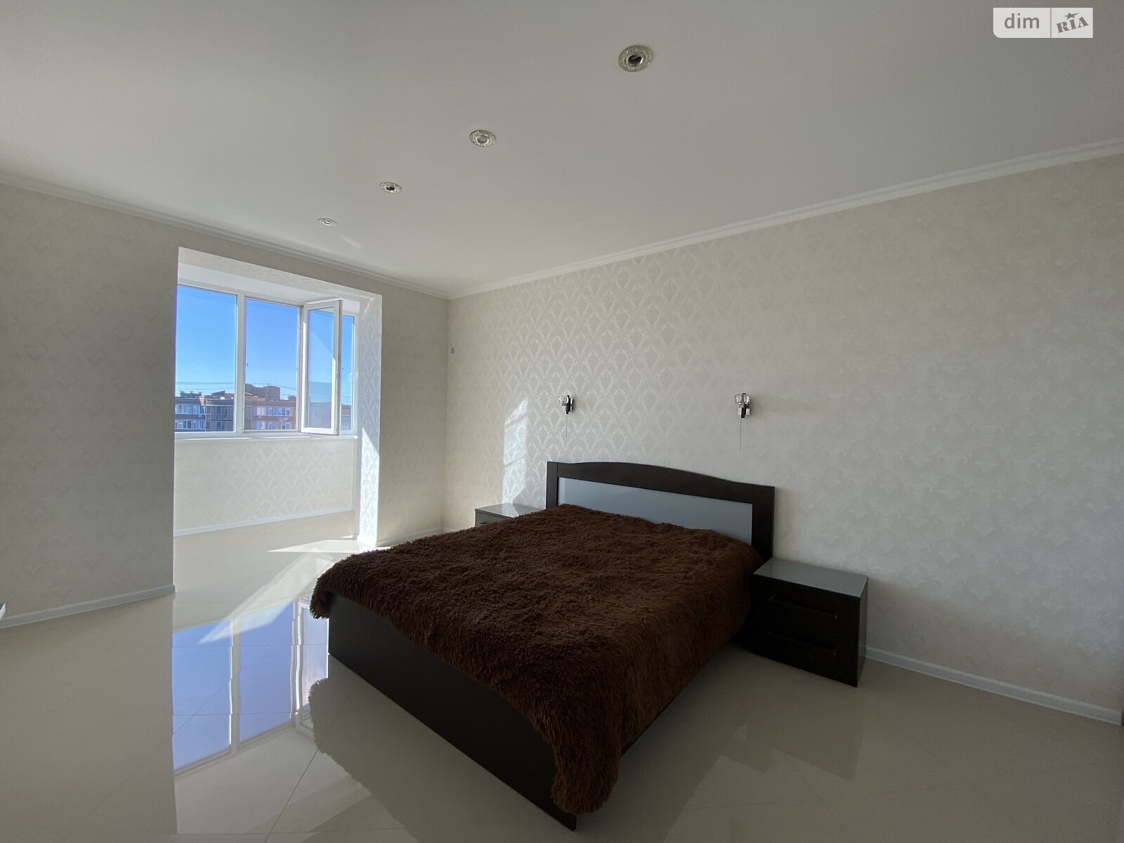 Продаж однокімнатної квартири в Вінниці, на вул. В'ячеслава Чорновола 28, фото 1