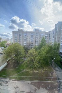 Продаж чотирикімнатної квартири в Вінниці, на вул. Академіка Янгеля, район Замостя фото 2