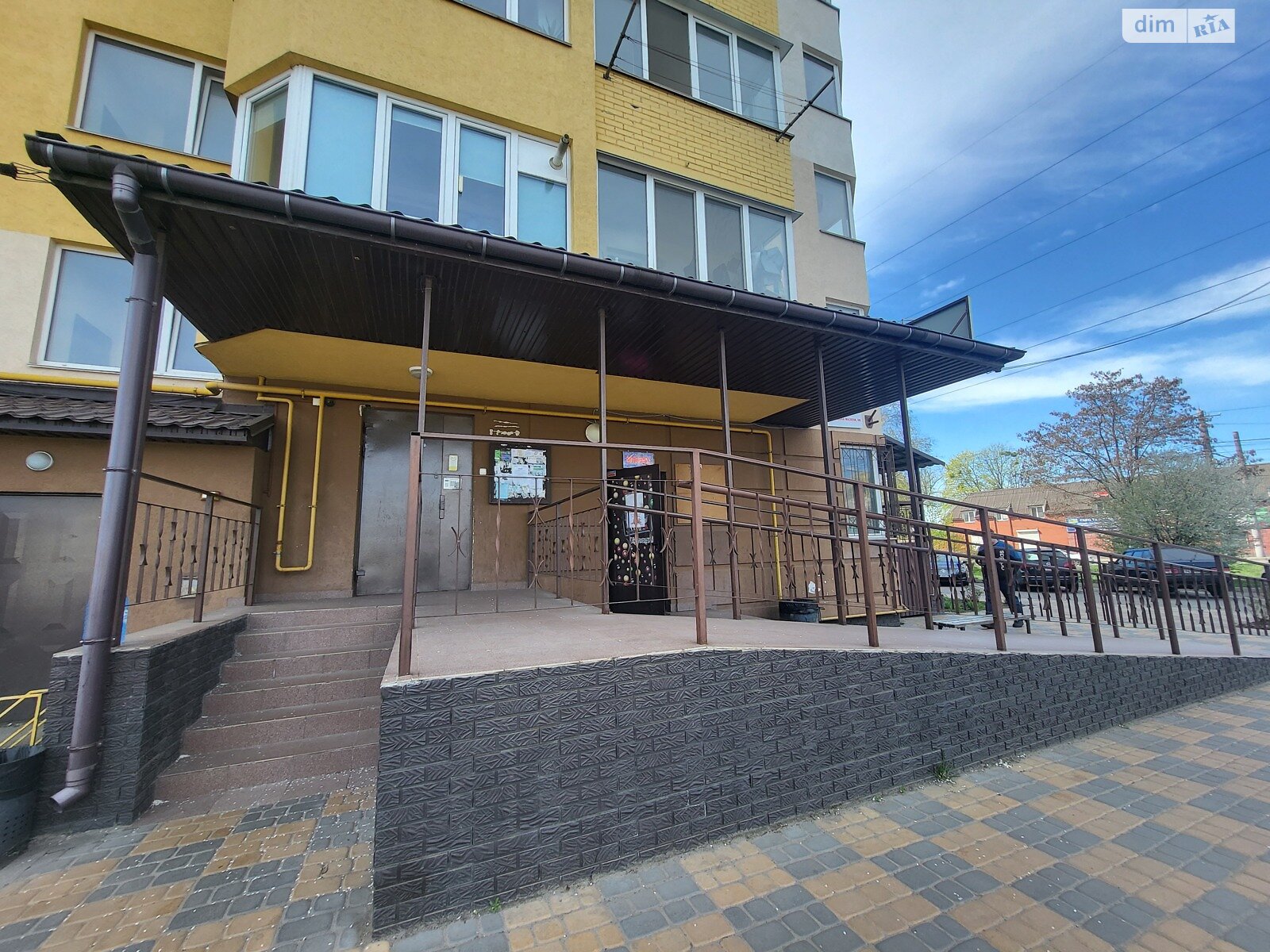Продаж трикімнатної квартири в Вінниці, на вул. Гетьмана Мазепи 9В, район Замостя фото 1