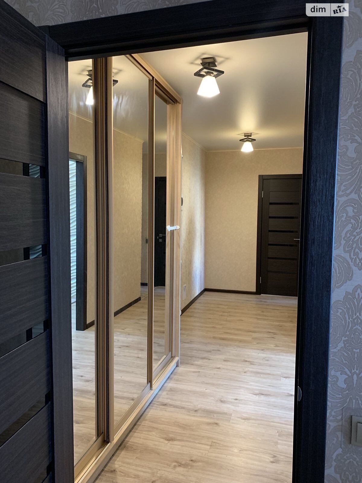 Продаж двокімнатної квартири в Вінниці, на вул. Шимка Максима, район Замостя фото 1 Продаж двокімнатної квартири в Вінниці, на вул. Шимка Максима, район Замостя фото 1