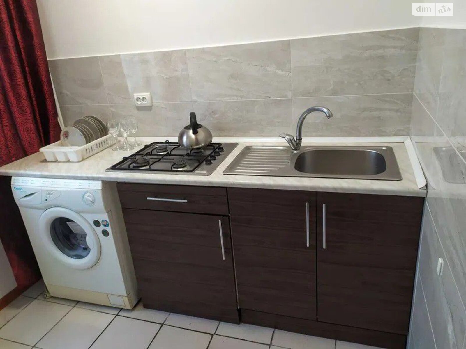 Продаж трикімнатної квартири в Вінниці, на вул. Шимка Максима 32, район Замостя фото 1 Продаж трикімнатної квартири в Вінниці, на вул. Шимка Максима 32, район Замостя фото 1