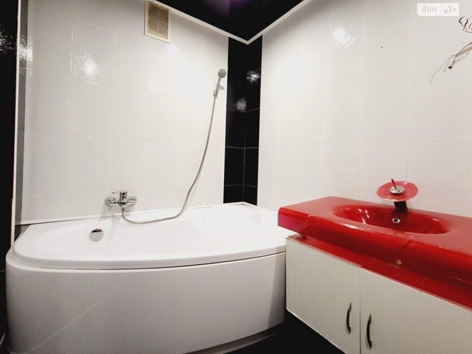 Продажа трехкомнатной квартиры в Виннице, на ул. Генерала Григоренко, район Замостянский фото 1