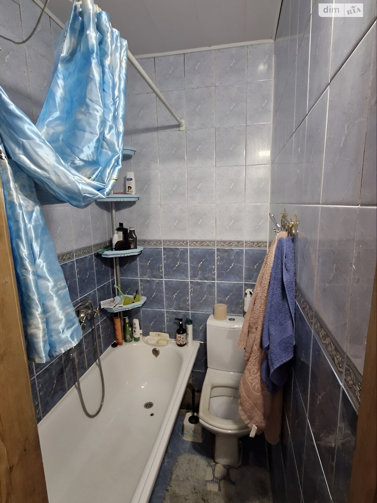 Продаж трикімнатної квартири в Вінниці, на 1-й пров. Індустріальний 10, район Замостянський фото 1 Продаж трикімнатної квартири в Вінниці, на 1-й пров. Індустріальний 10, район Замостянський фото 1