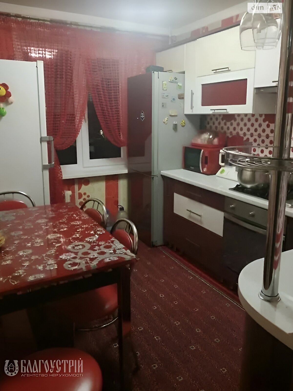 Продаж трикімнатної квартири в Вінниці, на вул. Левка Лук’яненка, район Замостянський фото 1 Продаж трикімнатної квартири в Вінниці, на вул. Левка Лук’яненка, район Замостянський фото 1