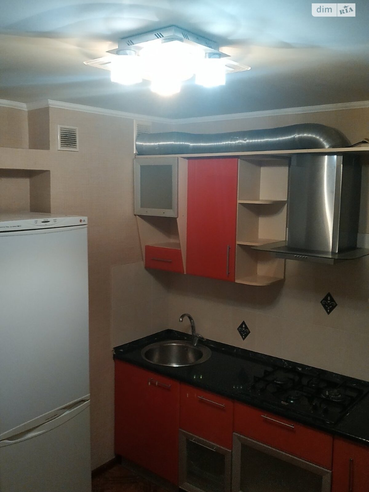 Продажа двухкомнатной квартиры в Виннице, на ул. Левка Лукьяненко, район Тяжилов фото 1 Продажа двухкомнатной квартиры в Виннице, на ул. Левка Лукьяненко, район Тяжилов фото 1