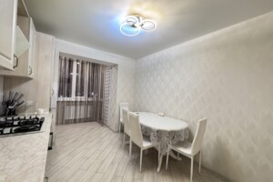 Продаж двокімнатної квартири в Вінницьких Хуторах, на шосе Немирівське, фото 2 Продаж двокімнатної квартири в Вінницьких Хуторах, на шосе Немирівське, фото 2