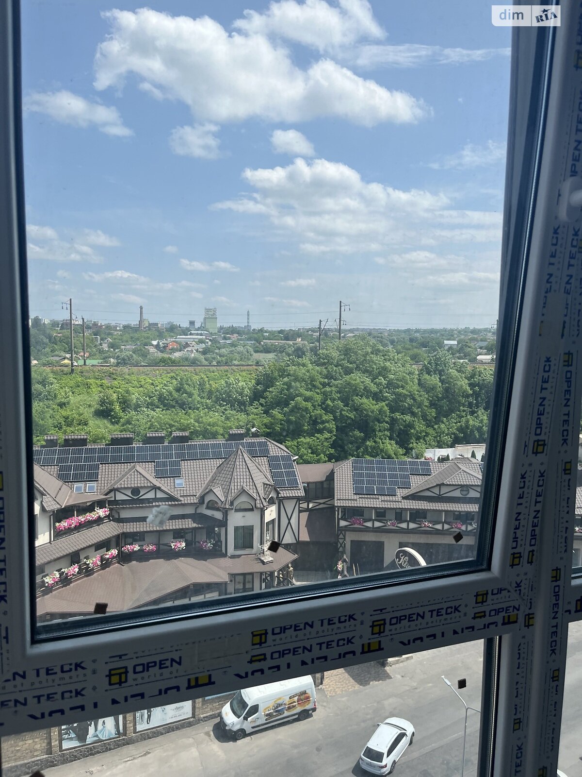 Продаж двокімнатної квартири в Вінниці, на пл. Привокзальна, район Замостянський фото 1 Продаж двокімнатної квартири в Вінниці, на пл. Привокзальна, район Замостянський фото 1