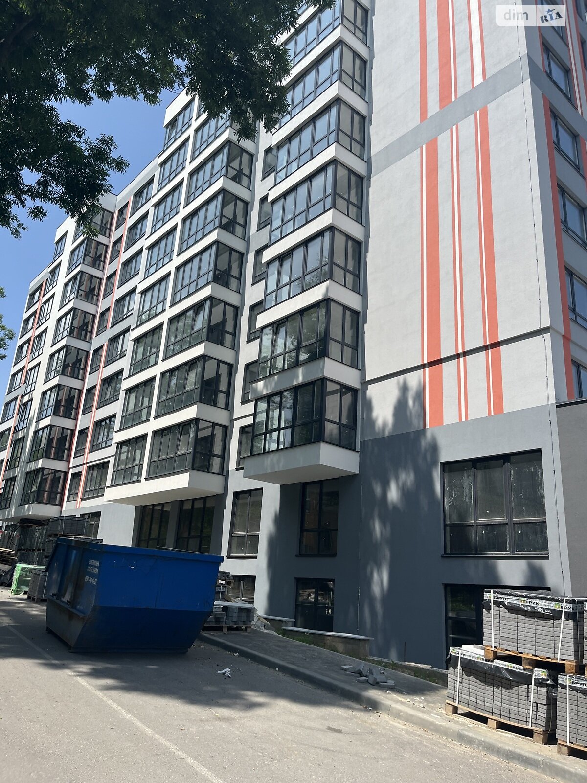 Продаж двокімнатної квартири в Вінниці, на пл. Привокзальна, район Замостянський фото 1 Продаж двокімнатної квартири в Вінниці, на пл. Привокзальна, район Замостянський фото 1