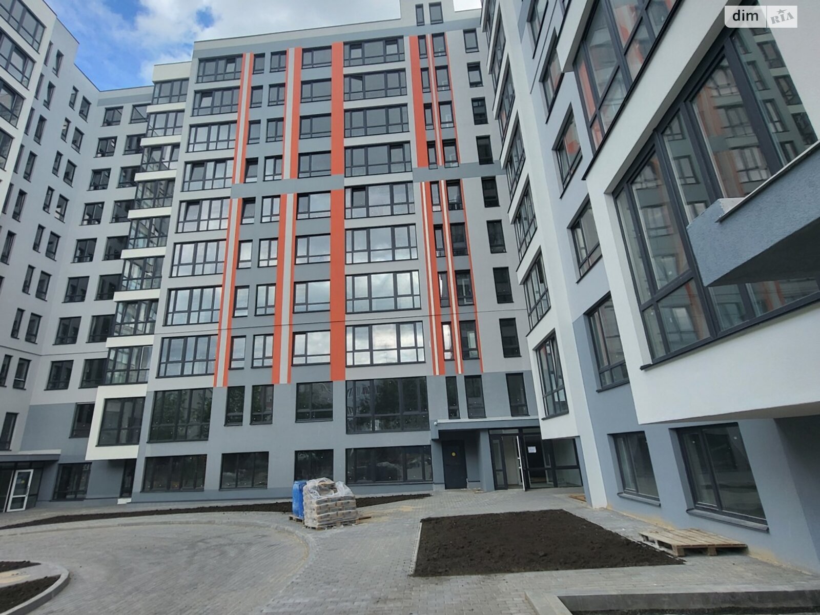 Продаж однокімнатної квартири в Вінниці, на пл. Привокзальна, район Замостянський фото 1 Продаж однокімнатної квартири в Вінниці, на пл. Привокзальна, район Замостянський фото 1