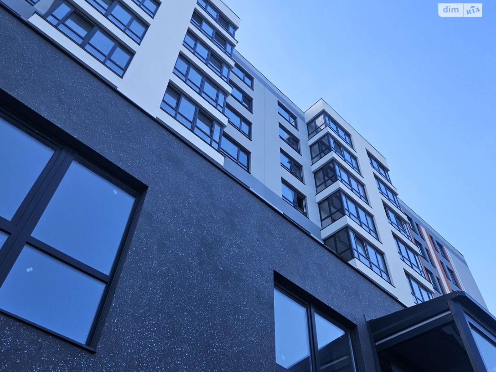 Продаж двокімнатної квартири в Вінниці, на пл. Привокзальна 30, район Замостянський фото 1 Продаж двокімнатної квартири в Вінниці, на пл. Привокзальна 30, район Замостянський фото 1