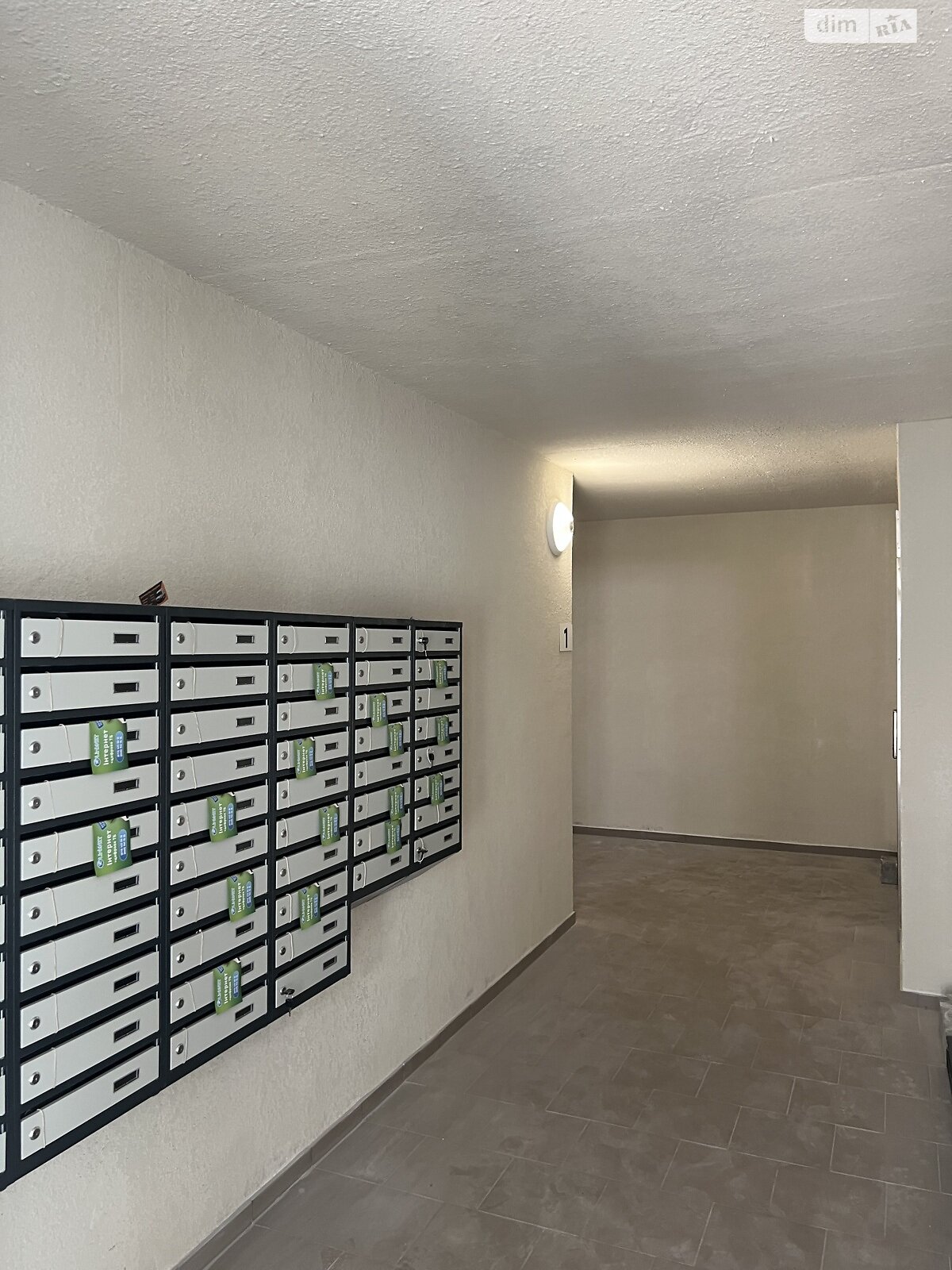 Продаж трикімнатної квартири в Вінниці, на пл. Привокзальна 30, район Замостянський фото 1 Продаж трикімнатної квартири в Вінниці, на пл. Привокзальна 30, район Замостянський фото 1