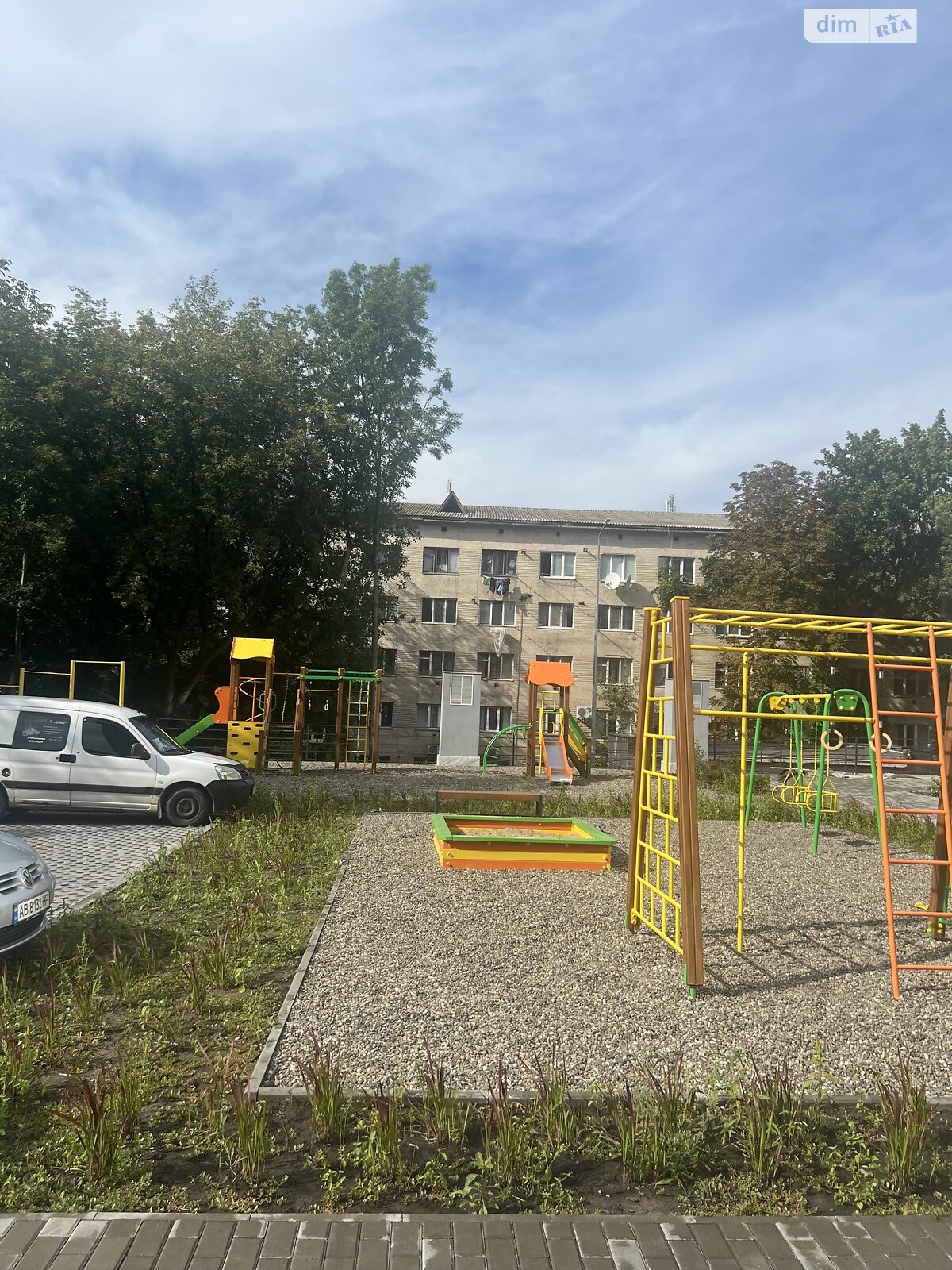 Продаж двокімнатної квартири в Вінниці, на пл. Привокзальна 30, район Замостянський фото 1 Продаж двокімнатної квартири в Вінниці, на пл. Привокзальна 30, район Замостянський фото 1