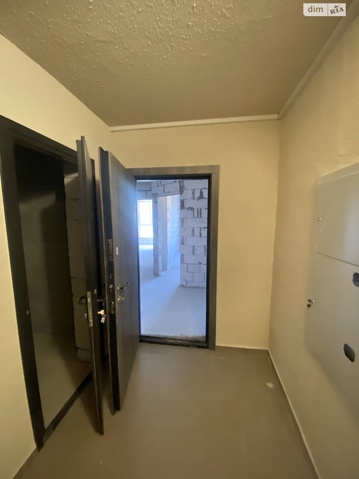 Продаж трикімнатної квартири в Вінниці, на пл. Привокзальна 30, район Замостянський фото 1 Продаж трикімнатної квартири в Вінниці, на пл. Привокзальна 30, район Замостянський фото 1