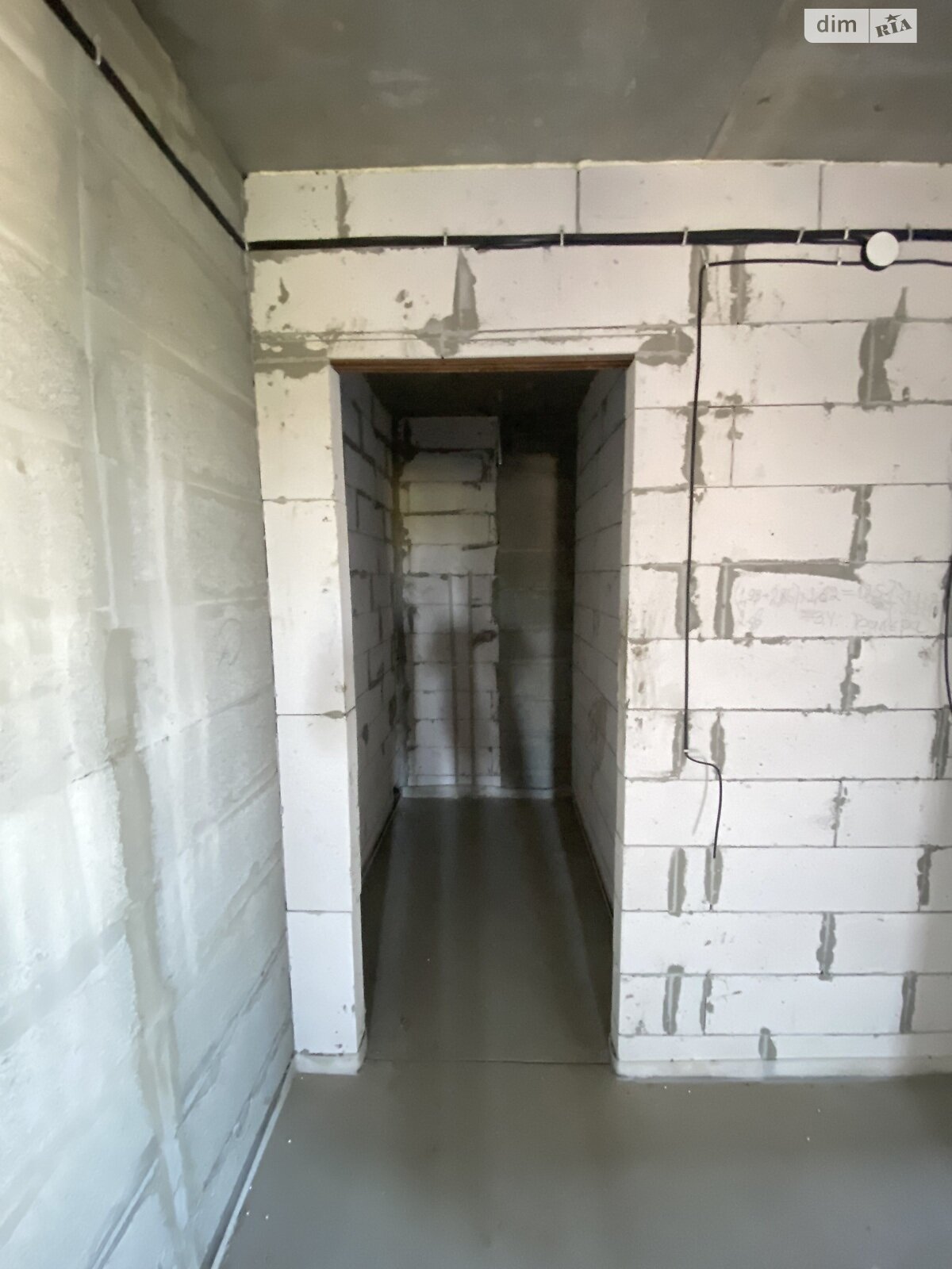 Продаж трикімнатної квартири в Вінниці, на пл. Привокзальна 30, район Замостянський фото 1 Продаж трикімнатної квартири в Вінниці, на пл. Привокзальна 30, район Замостянський фото 1