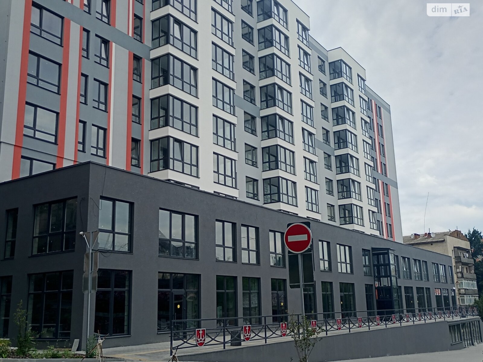 Продаж однокімнатної квартири в Вінниці, на пл. Привокзальна 30, район Замостянський фото 1 Продаж однокімнатної квартири в Вінниці, на пл. Привокзальна 30, район Замостянський фото 1