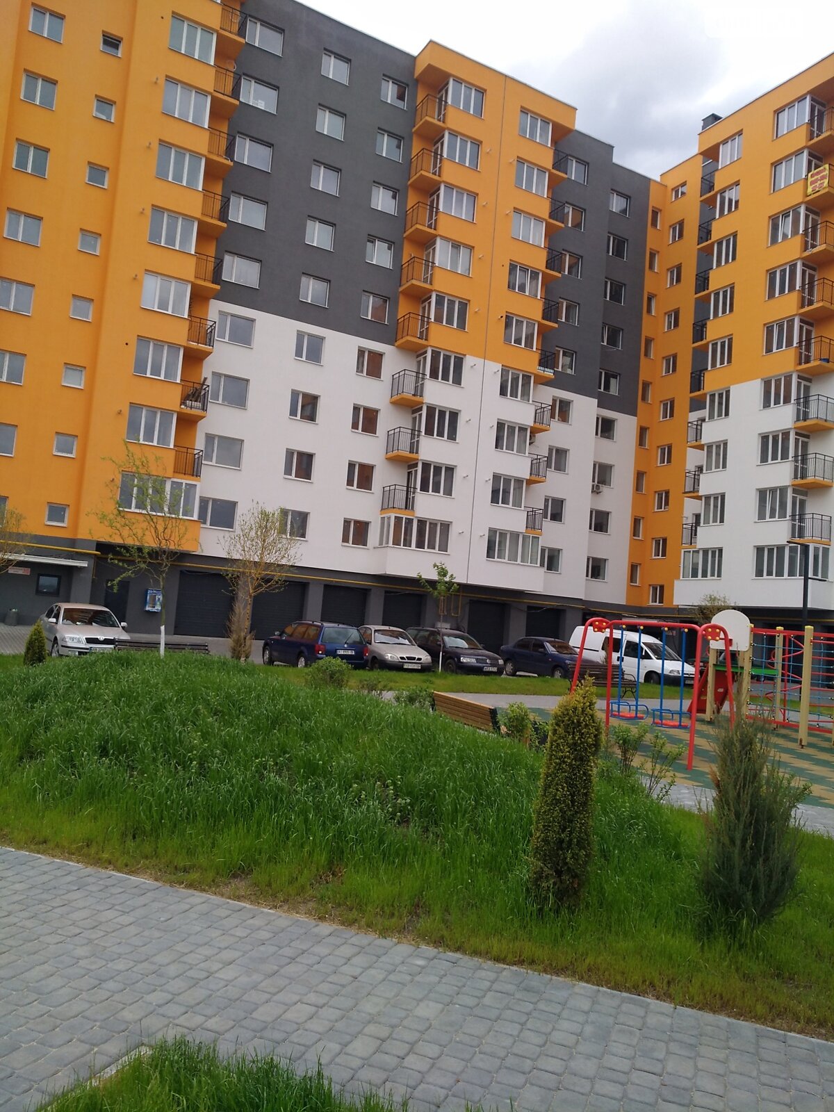 Продажа двухкомнатной квартиры в Винницких Хуторах, на шоссе Немировское 94, фото 1 Продажа двухкомнатной квартиры в Винницких Хуторах, на шоссе Немировское 94, фото 1